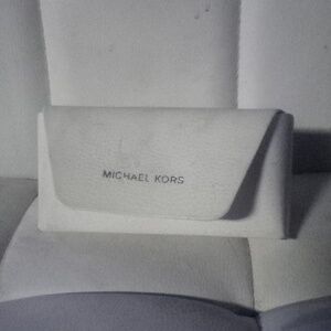 Michael kors sunglass case